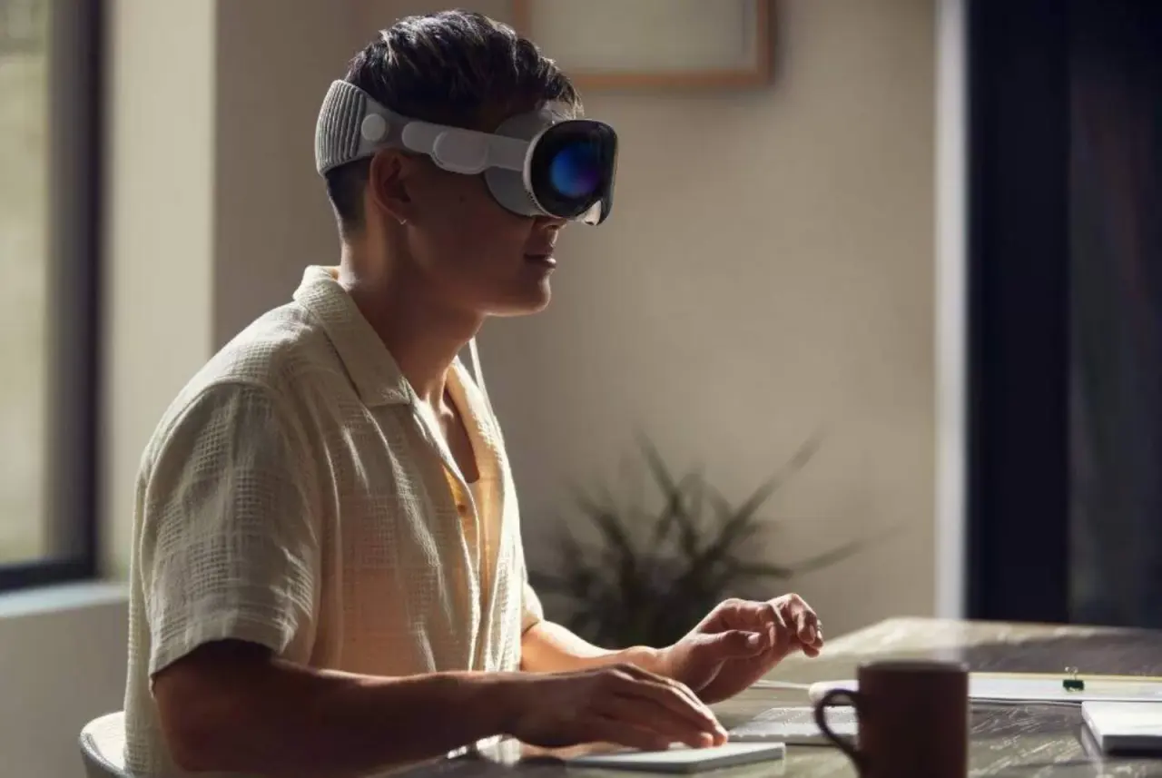 Apple’ın VR Gözlüğü: Apple Vision Pro