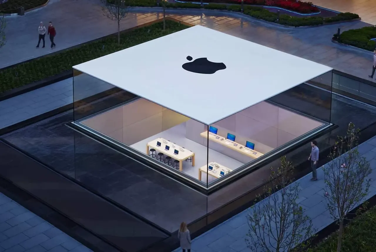 iPhone fiyatlarına bir kez daha zam geldi