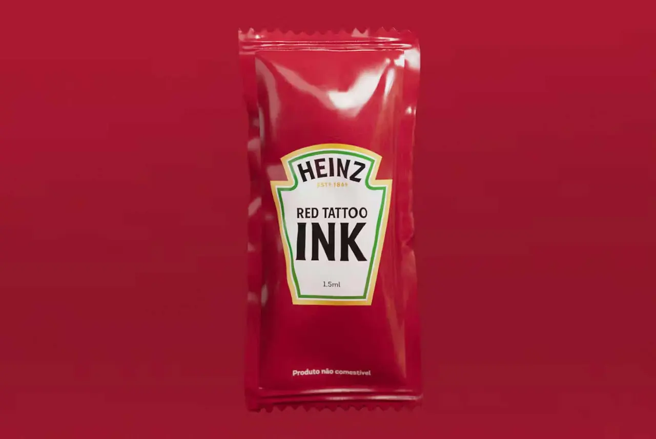 Heinz’den Yeni Kırmızı Dövme Mürekkebi