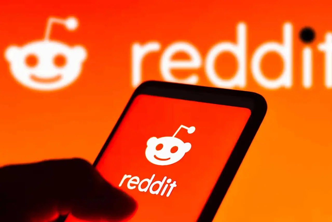 Reddit, Zararlı İçerik Yayan Kullanıcıları Yasaklıyor